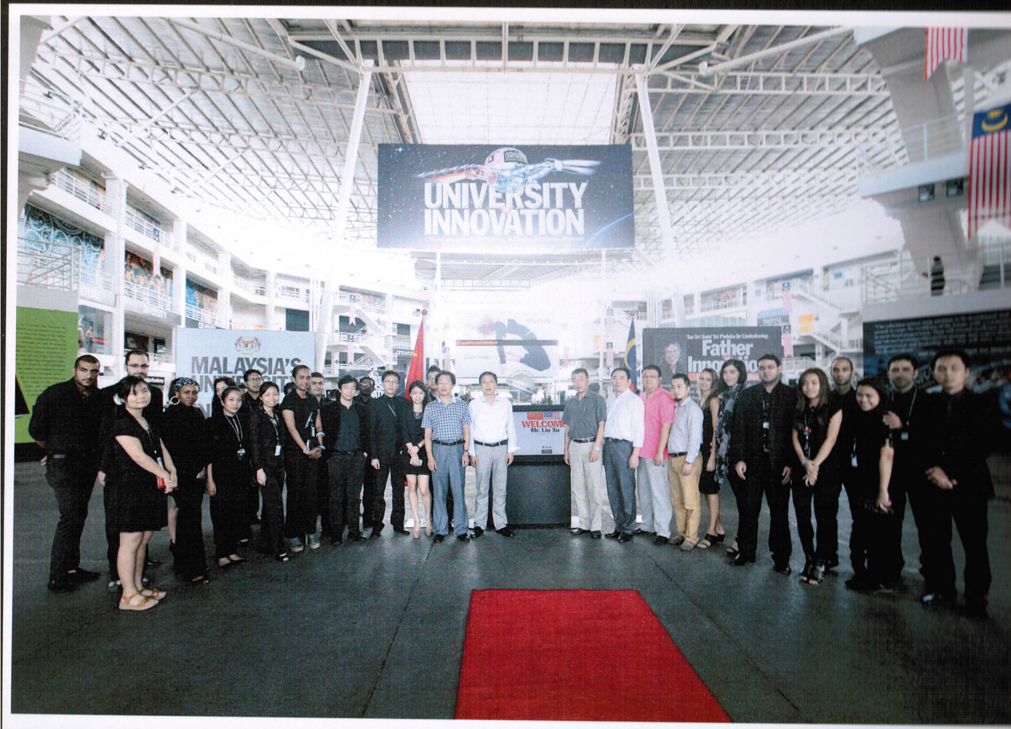 2012��9���ҹ�˾������ͬ�R��ɽ�����ֿ���F�L���R�������և��s��(chu��ng)��Ƽ���W(xu��)